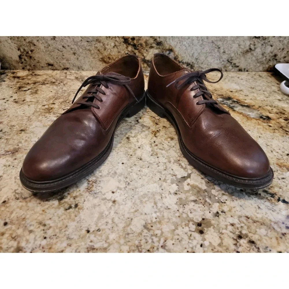 Allen Edmonds 